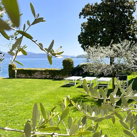 Luxury Lakeside Apartment Right On The Water Salò Εξωτερικό φωτογραφία